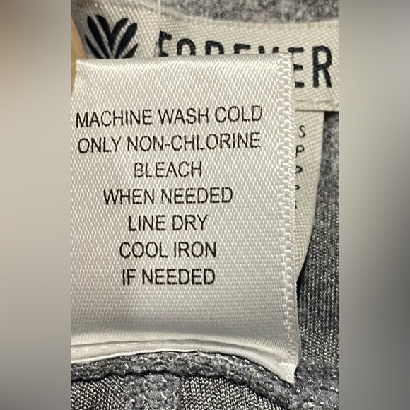 Forever 21 Leggings Size S 2 Pair Light Blue and Gray 2 Side Pockets - Picture 11 of 11